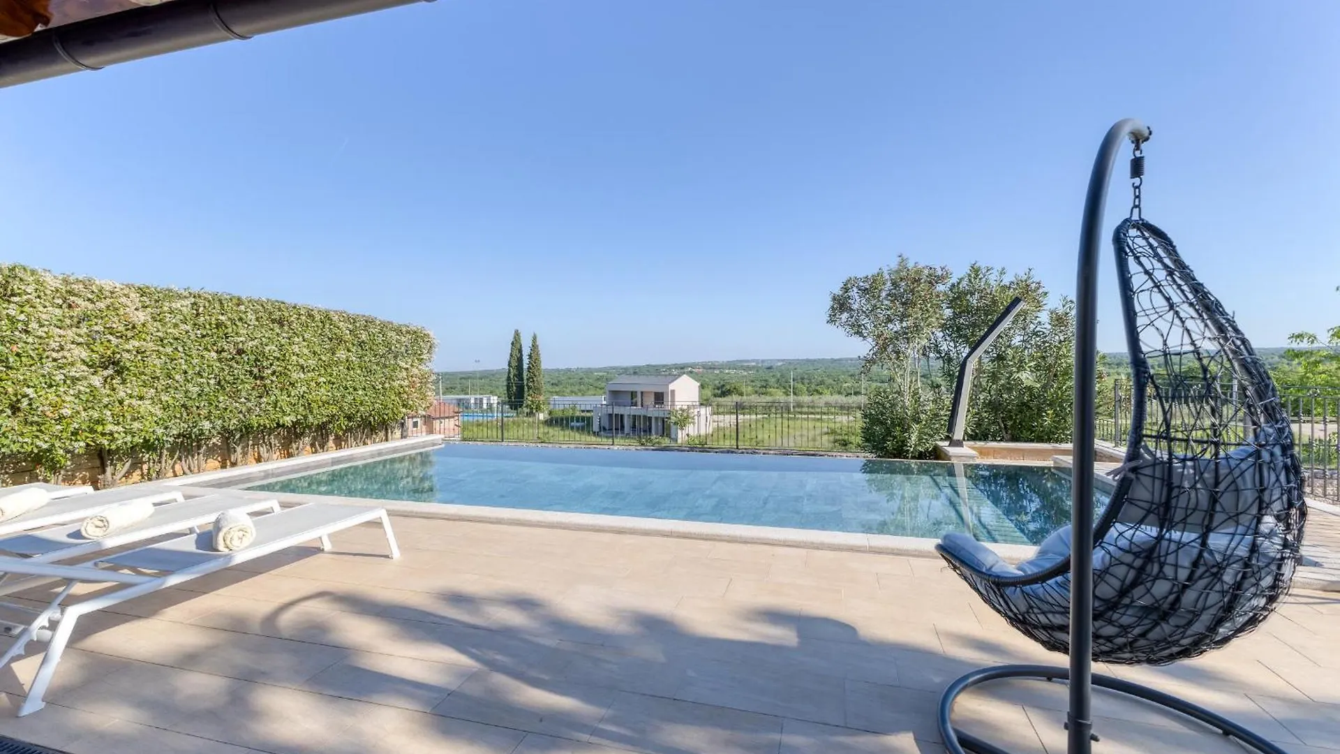 Villa Sana Selina 0*,